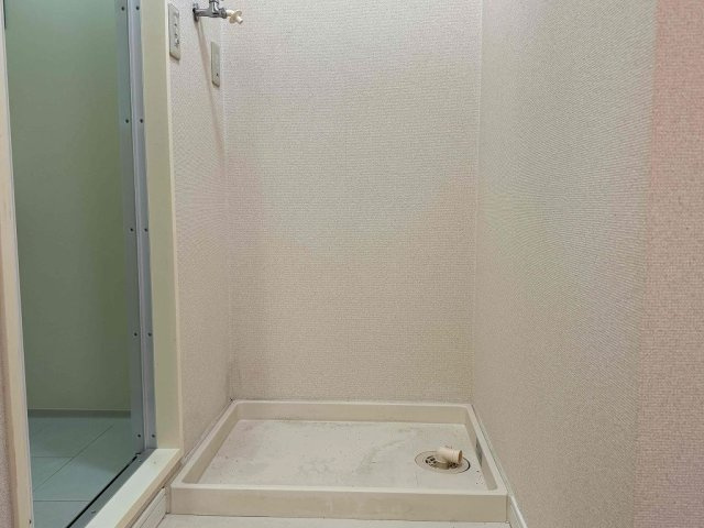 レオパレス蓮華のその他|※同タイプ部屋の写真となります（洗濯機置き場）