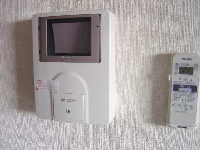 ファミリーコンフォートの内装|カメラ付インターホン