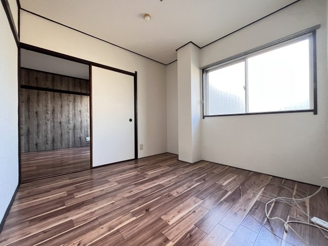 コーポ南住吉の洋室