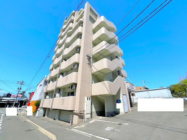 ローズ健正の外観