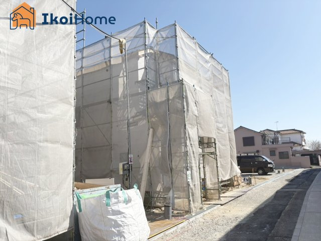 明石市魚住町西岡　全4棟B号棟　新築戸建の駐車場|【ホームページに現地動画掲載中】●年中無休：当日予約可●並列駐車２台可！バイク・自転車も可！