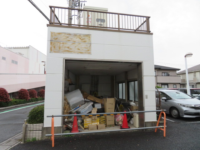 越谷市千間台東２丁目の店舗事務所