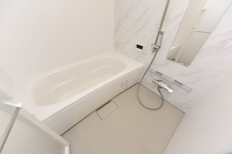 【浴室】 | ルガロ　ノイエス