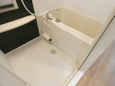 【浴室】 | パルティール城西