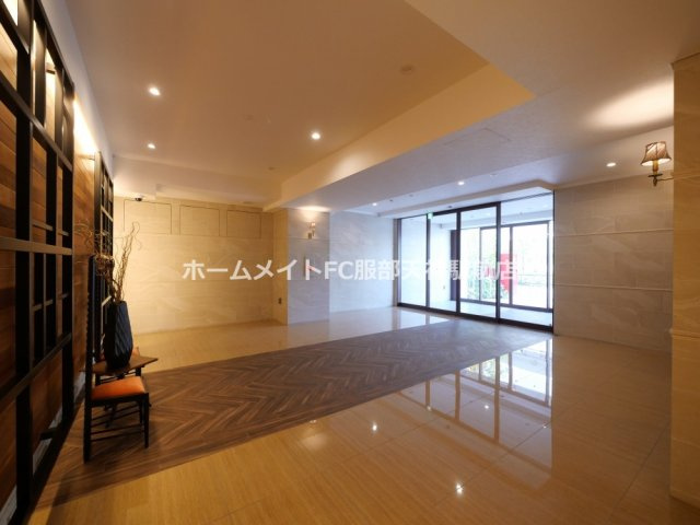 LaDouceur豊中南のロビー