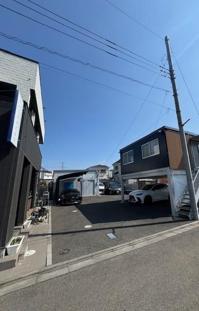 青梅市藤橋２丁目の中古一戸建の前面道路含む現地写真