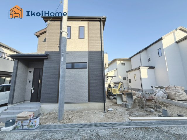 明石市魚住町西岡　全4棟C号棟　新築戸建のエントランス|【ホームページに現地動画掲載中】●年中無休：当日予約可●ご見学に関して～平日や夜間でもご案内可能。