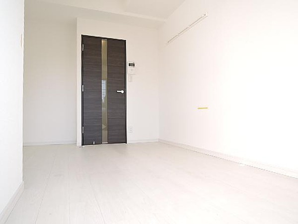 ライジングプレイス浅草五番館の居間・リビング