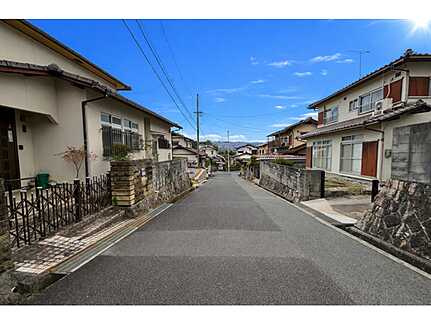 安佐南区毘沙門台２丁目 の前面道路含む現地写真