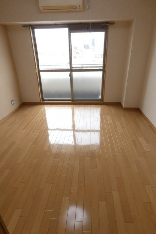 【寝室】 | クィーンライフ勝山北　仲介手数料無料