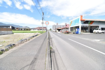 【前面道路含む現地写真】 | 鹿屋市旭原町　売地 | 東側