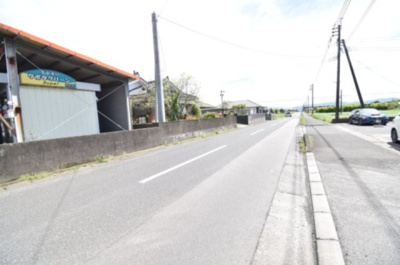 【前面道路含む現地写真】 | 鹿屋市旭原町　売地 | 東側
