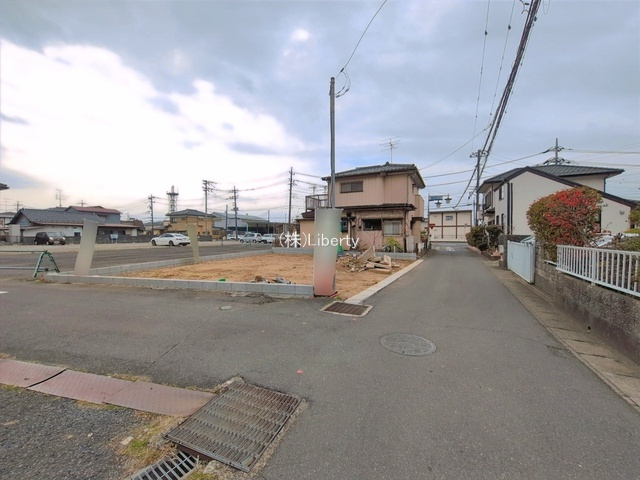 取手市藤代8期　新築戸建の前面道路含む現地写真