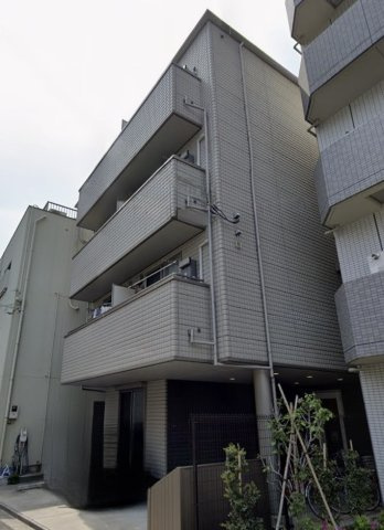 Y’s　flat入谷の外観