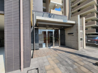 【エントランス】 | エルベコート豊中服部