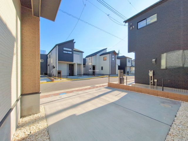 ふじみ野市大井中央１丁目の新築一戸建の駐車場