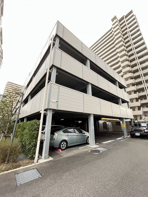 尼崎D.C.グランスクエアNORTHの駐車場