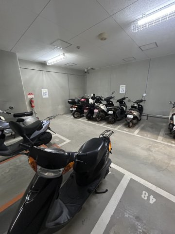 尼崎D.C.グランスクエアNORTHの駐車場