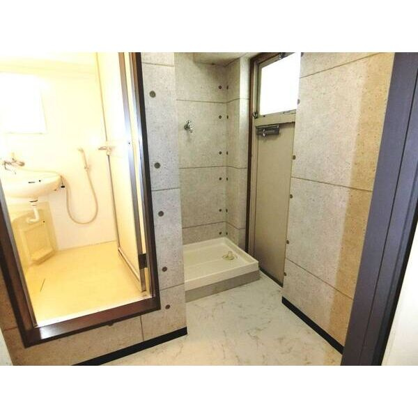 イトーピア新栄の浴室