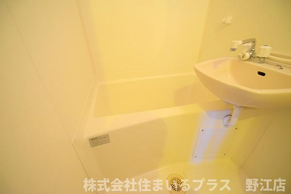 レジデンス野江の浴室