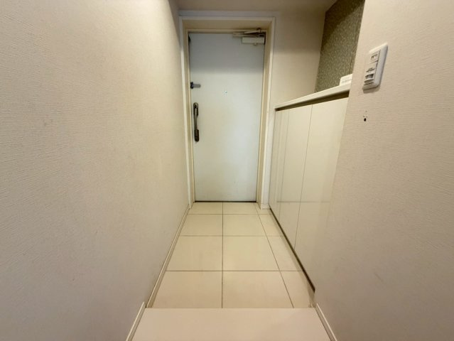 シャルマンフジスマート和歌山城公園の玄関