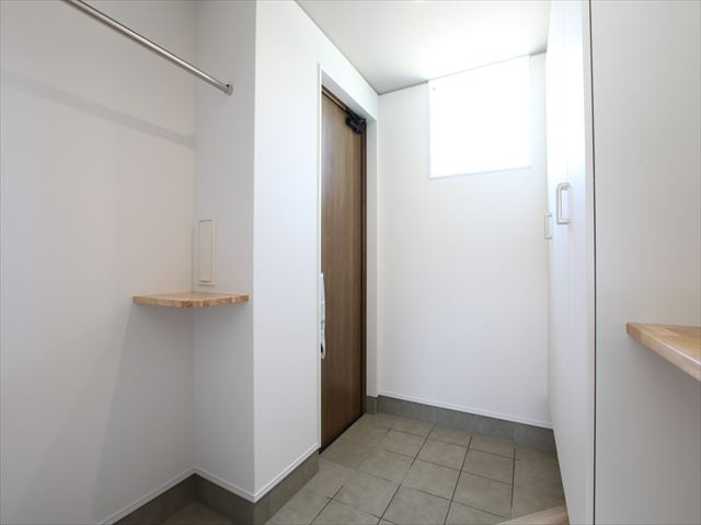 【玄関】の画像