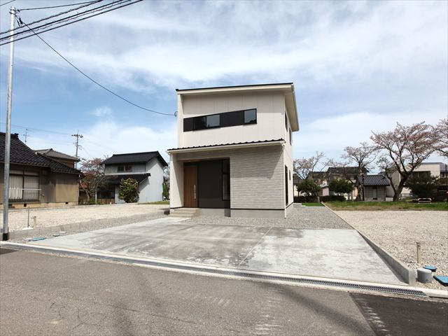 能美市宮竹町レ新築住宅の画像