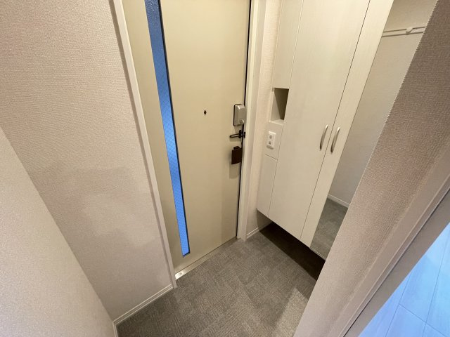 フォレストおおたかⅡの玄関