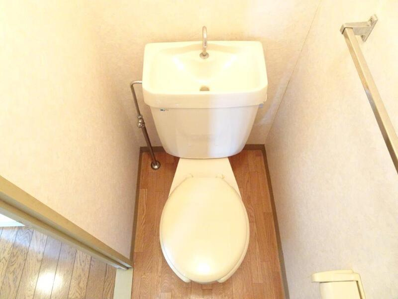 ハッピーエステート湯町のトイレ|別号数タイプ