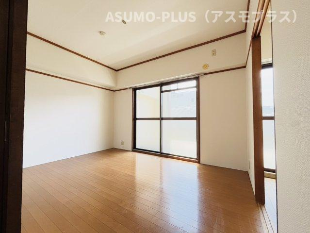 ハッピーエステート湯町の居間・リビング|別号数タイプ