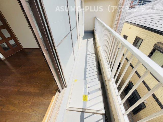 ハッピーエステート湯町のバルコニー|別号数タイプ