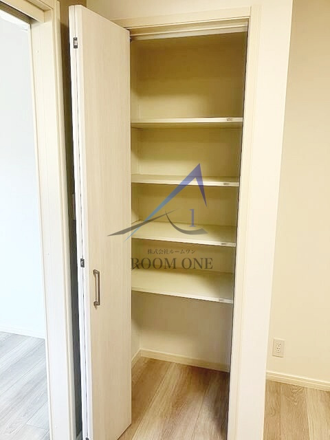 カーサ・エン・コリーナのその他