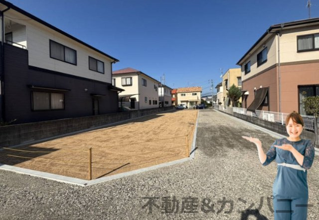 フォレクス保免上B号棟　松山市保免上2丁目の新築戸建