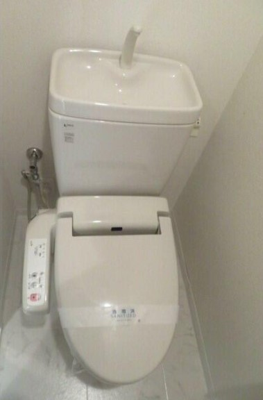 メゾンロリエのトイレ