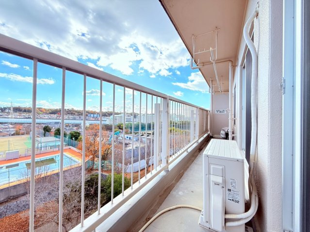 新多聞第2住宅116号棟のバルコニー