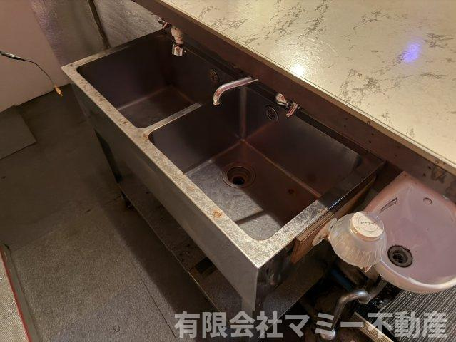 【内装】 | 西新地店舗O