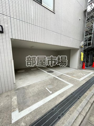 スカイコート隅田公園の駐車場