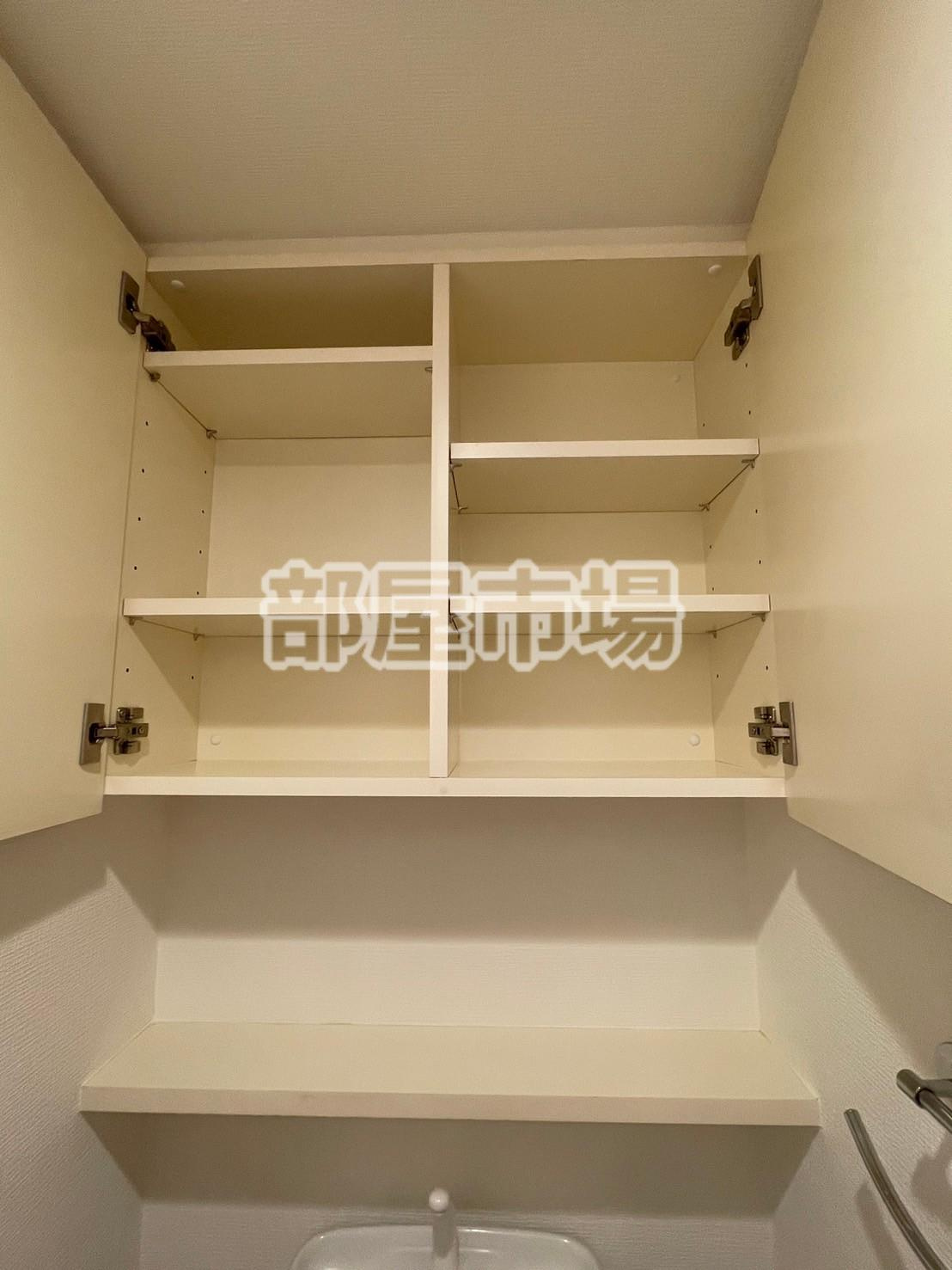 スカイコート隅田公園のトイレ|上部棚