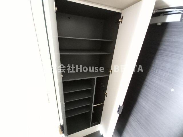 プレサンス神戸キュリオの収納