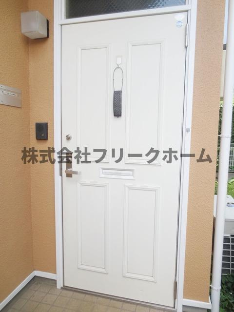 小金井市前原町１丁目のタウンの玄関