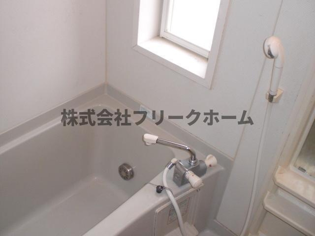 小金井市前原町１丁目のタウンの浴室