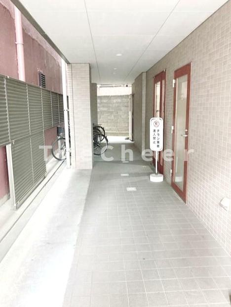 早稲田ハウスのエントランス