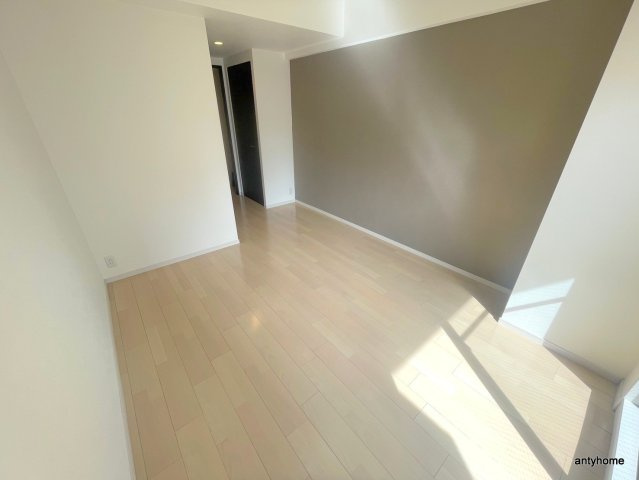 アーデンタワー西本町　仲介手数料無料の寝室