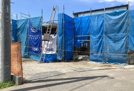ブルーミングガーデン前橋市上佐鳥町　1号棟（平屋）の前面道路含む現地写真|前面道路含む現地写真です。前面道路も広々しています。