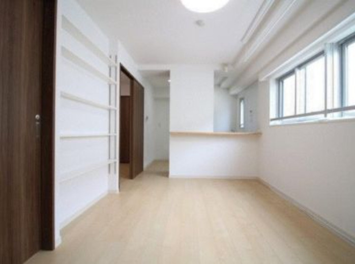 プレール・ドゥーク日本橋浜町の居間・リビング|※写真は別の階のお部屋です