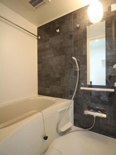 プレール・ドゥーク日本橋浜町の浴室|※写真は別の階のお部屋です