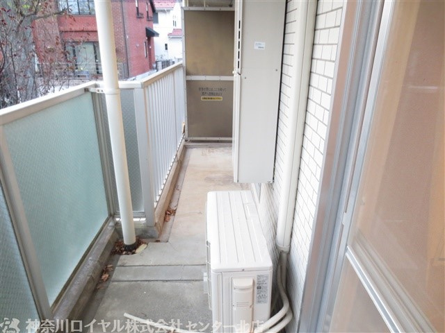 【バルコニー】