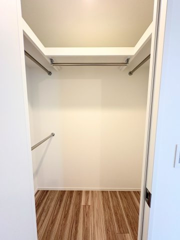 SKY DUO PARK VILLAGE T棟  35階の収納