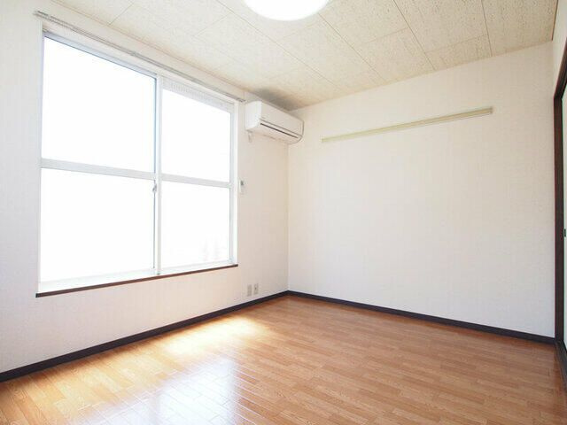 サンライズ西池袋の居間・リビング