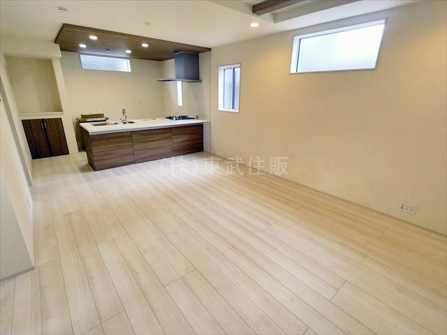 【居間・リビング】の画像
